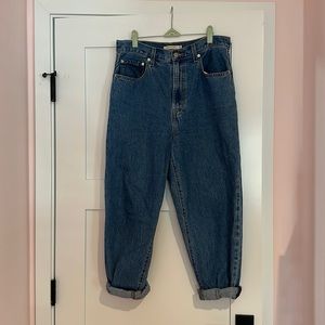 Levi’s high loose taper light wash jeans size 30x29